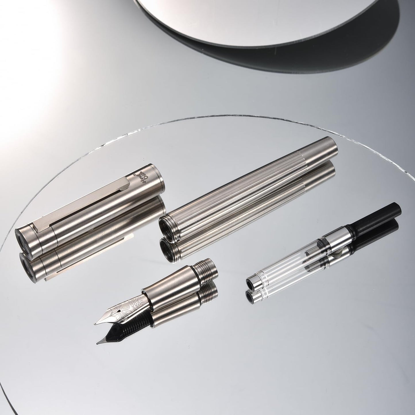 Hongdian T1 Titanium Fountain Pen, Iridium Extra Fine Soft Nib Chinese Knot Carving with Converter and Metal Box Set