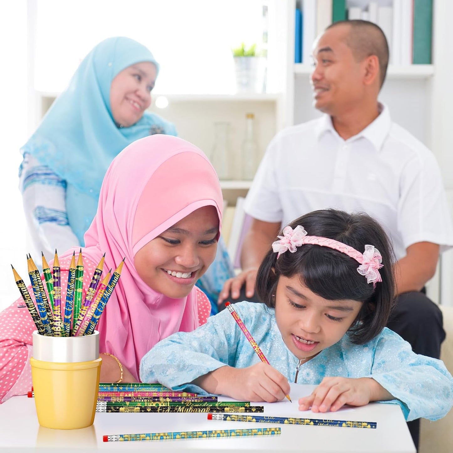 200 PCS Ramadan Pencils Eid Mubarak Wood Pencils with Eraser Ramadan Mubarak Party Favors Gifts Stationery Pencil Bulk for School Classroom Office Giveaways Prizes Islamic Party Favors Supplies