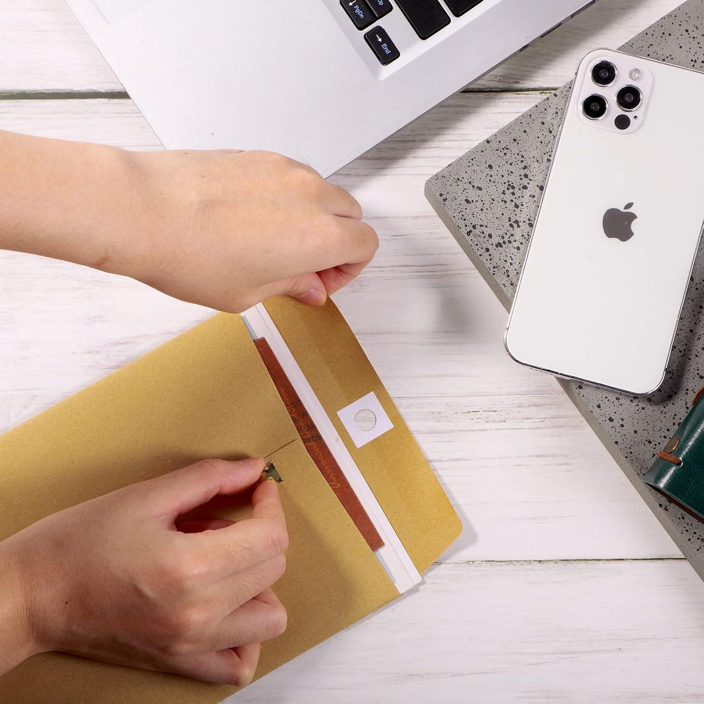 Frienda 4 Sizes Clasp Envelopes Kraft Paper Catalog Clasp Envelope with Closure for Filing, Storing or Mailing Documents, 50 Pieces(5 x 7 In, 6 x 9 In, 9 x 12 In, 10 x 13 In,Brown)